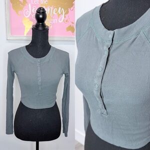 Mono B Long Sleeve Crop Top